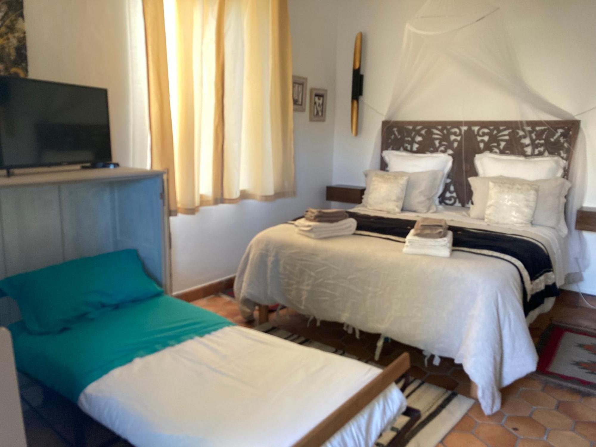 Chambre D'Hotes Les Roches Corme-Royal エクステリア 写真